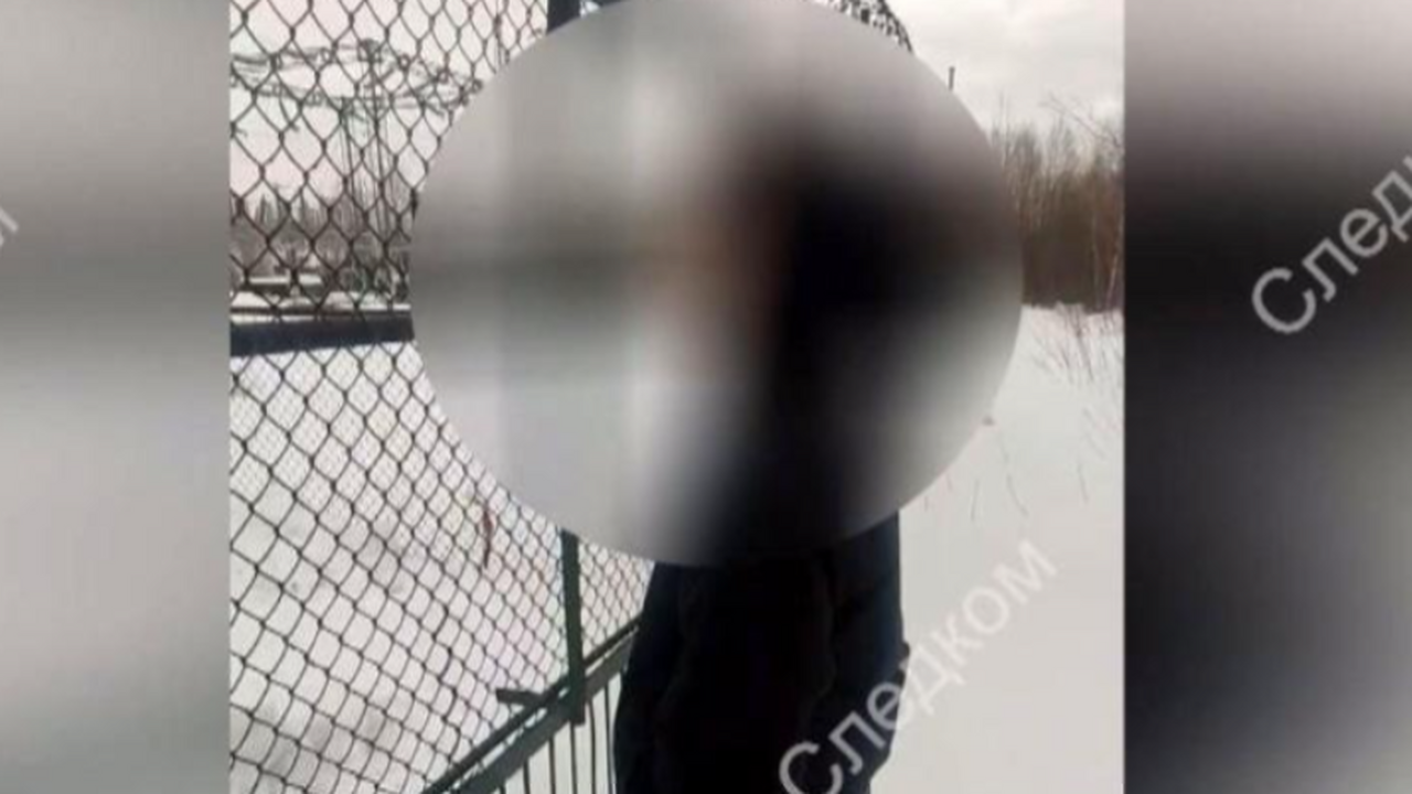 Несовершеннолетнюю будут судить за попытку поджога в Архангельске Во время допроса девушки признали свою вину, и ...
