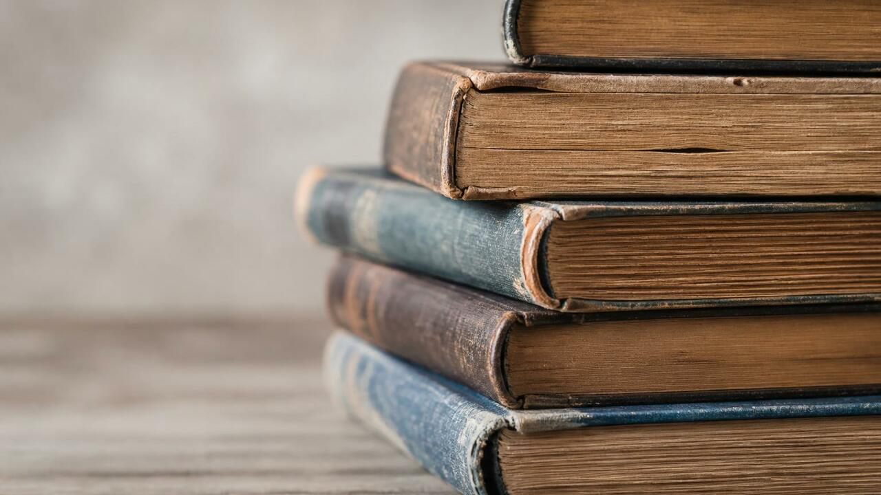 Книжный фестиваль «Белый июнь» в Архангельске 30 июля – 2 августа Организаторы объявили даты книжного фестиваля «...