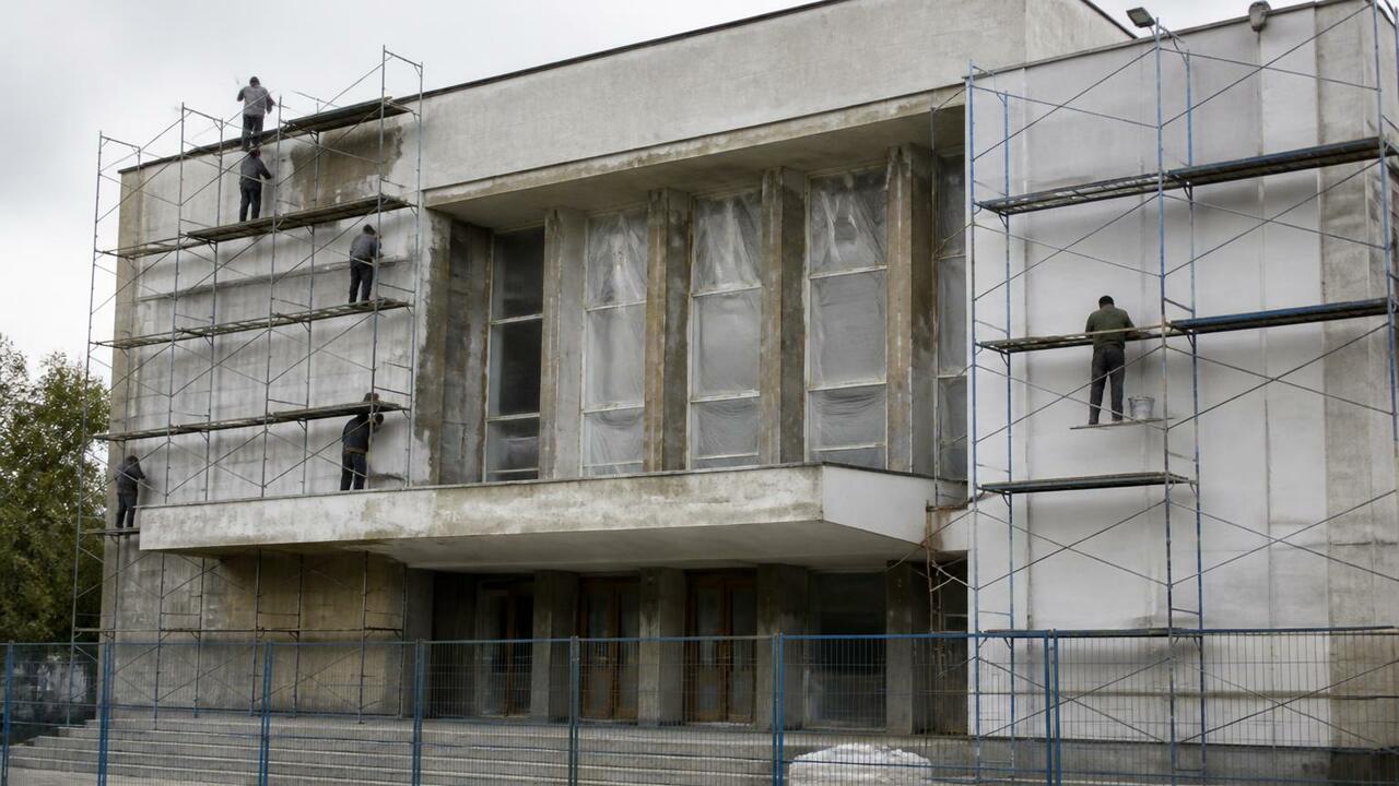 Капитальный ремонт фасада Ломоносовского ДК в А...