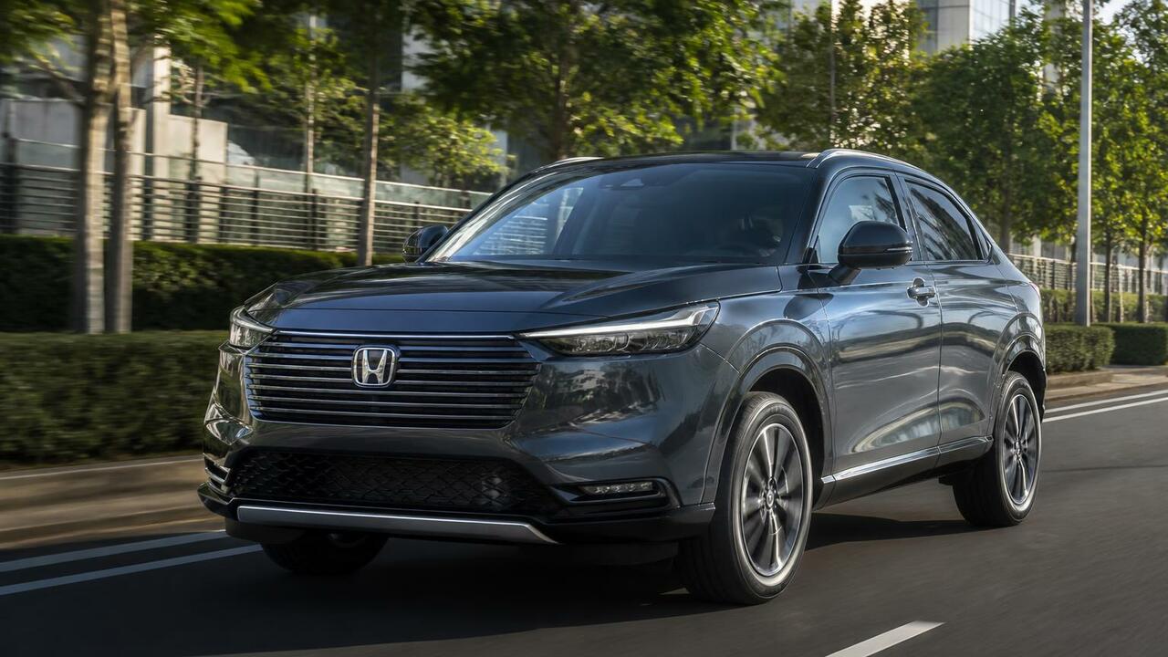Новые Honda Vezel из Японии и Китая появились в РФ от 1,55 млн В России начались продажи новых кроссоверов Hon...