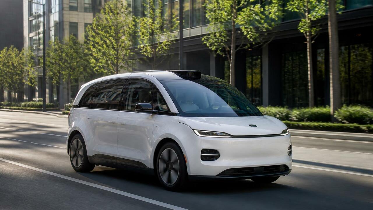 Роботакси XPeng GX прошло тесты в Китае, запуск в 2027 году Китайская компания XPeng успешно испытала робот...
