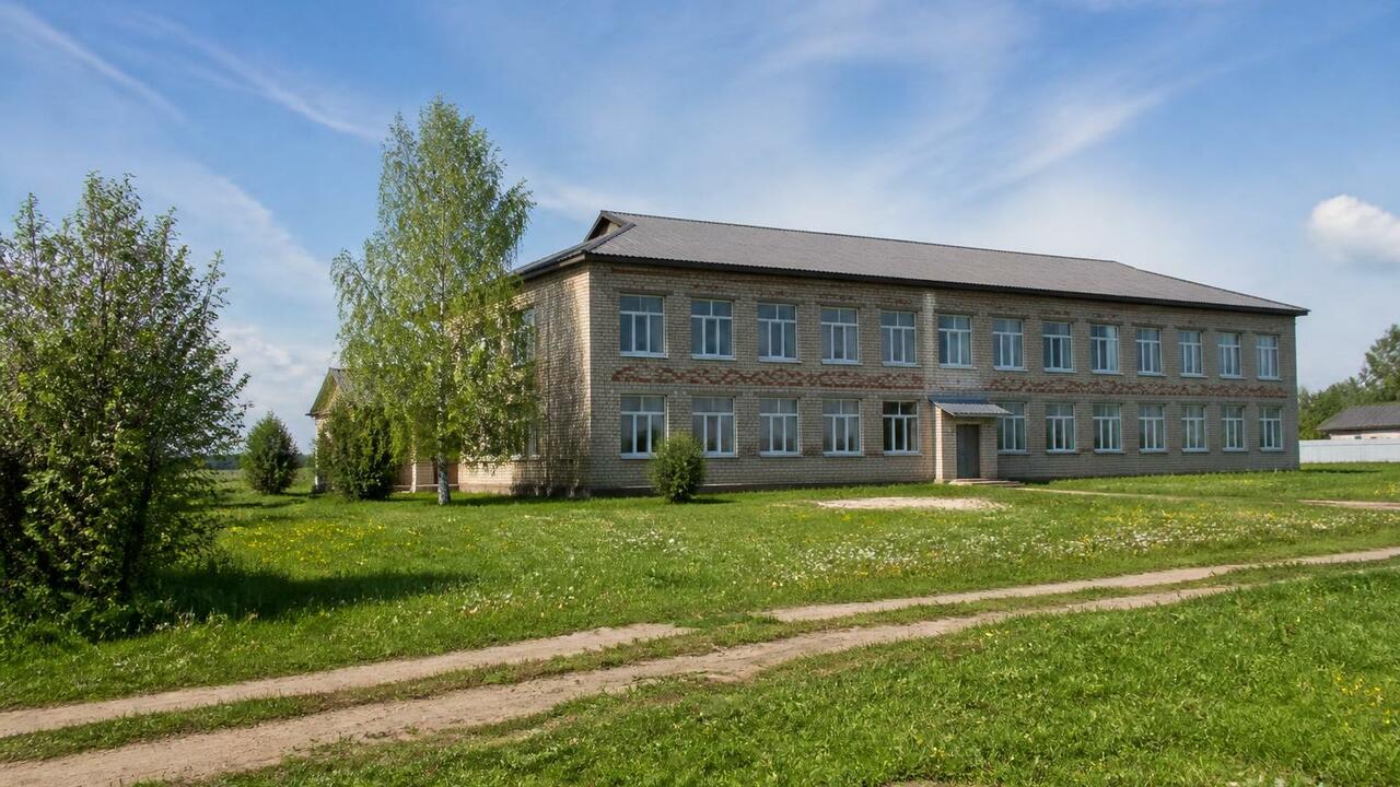 Шесть учителей поедут в сельские школы по программе «Земский учитель» В Архангельской области выбрали шесть победител...