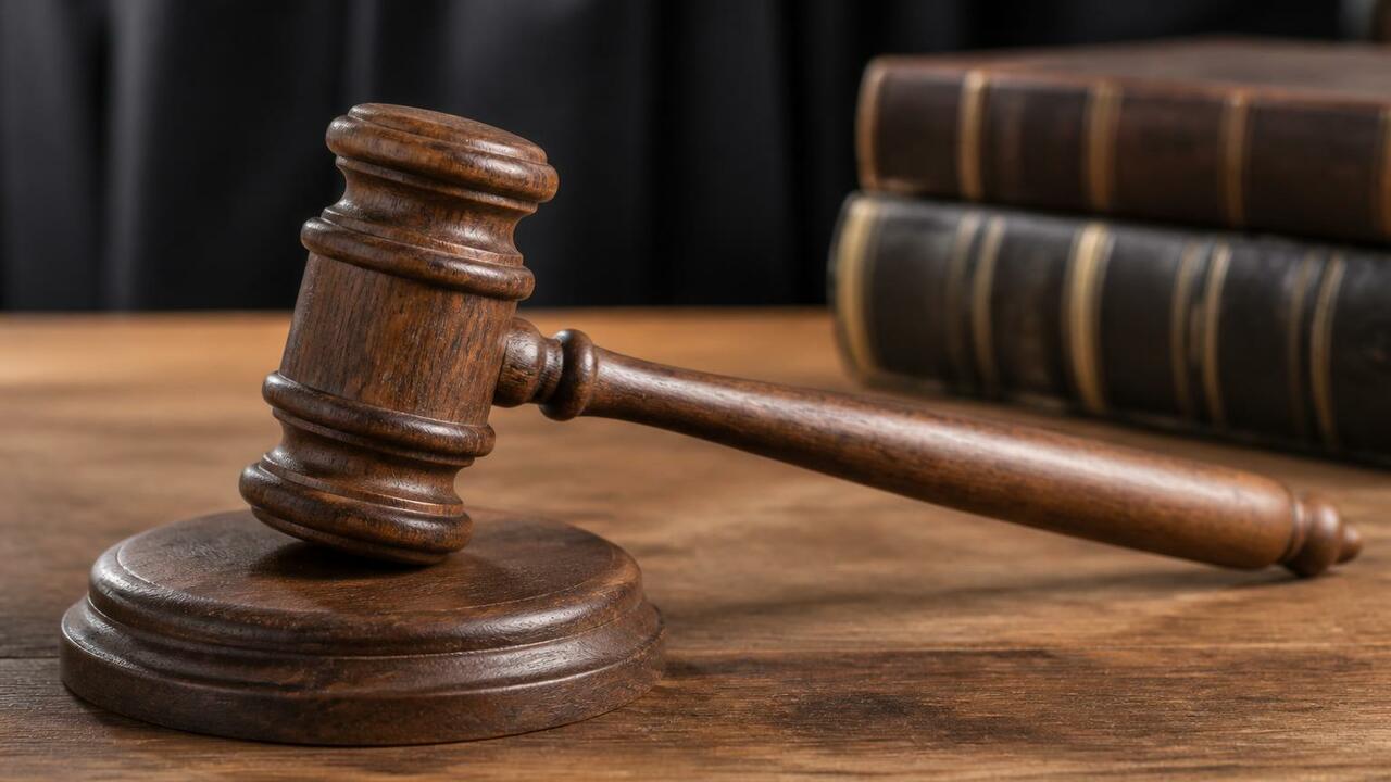 Главы архангельской СРО пойдут под суд за взятки на 7 млн В Архангельске судят четырёх руководителей СРО ...