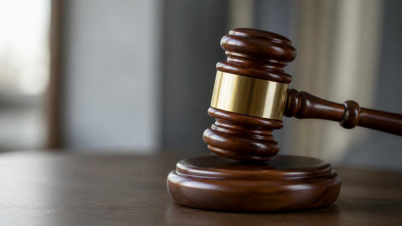 Застройщик из Архангельска получил 300 часов работ за 59 млн рублей дольщиков В Архангельске гендиректор стройфирмы получил 3...