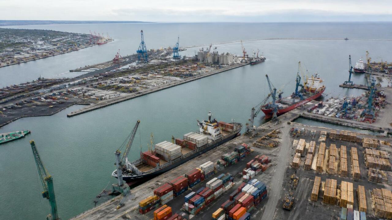 Архангельский порт вступил в дело о банкротстве Таймыргормаша на 52,3 млн Архангельский морской торговый порт присоединил...