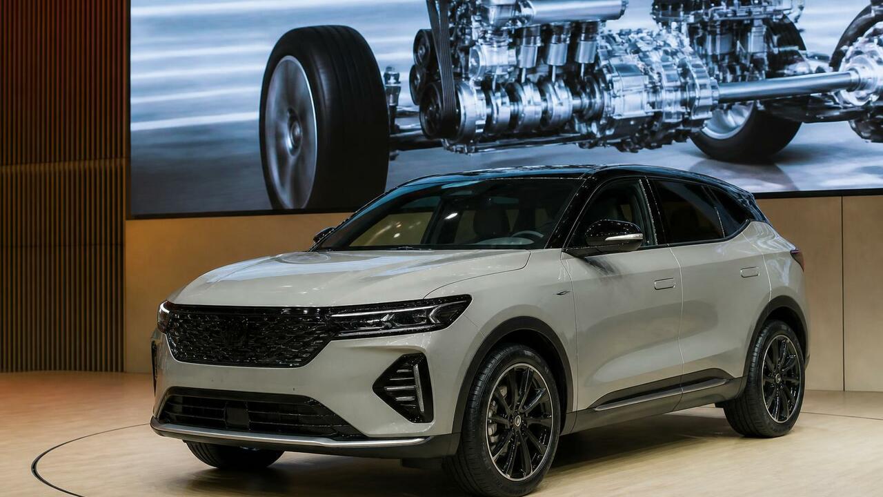 АвтоВАЗ пояснил, что надпись "1.6-2.0 turbo" на...