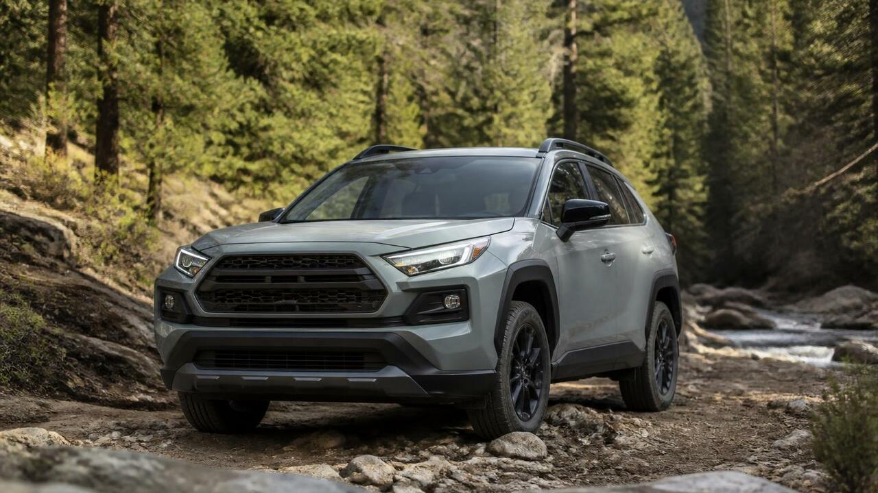 Jeep представил гибридный Cherokee Trailhawk 20...