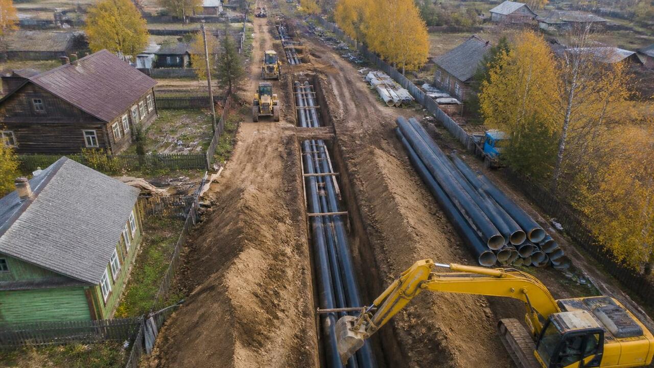 В поселке Кизема завершили демонтаж ветхих тепл...