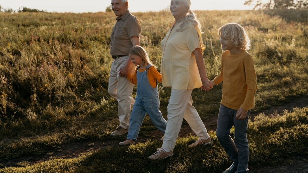 Родители и представители старшего поколения ста...