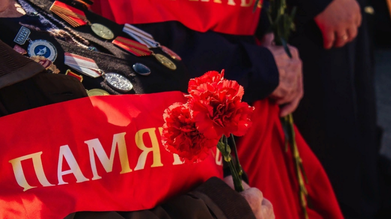 Архангельская семья спустя десятилетия вернулась к воспоминаниям о войне Публиковать их планировали к 90-летнему юбилею,...