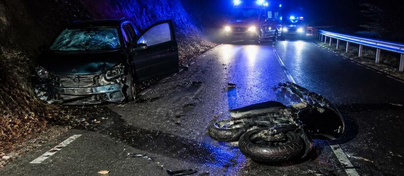 Пьяный водитель CHANGAN выехал на встречную пол...
