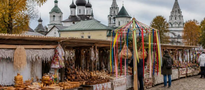 В Каргополе к 880-летию города прошла ярмарка н...