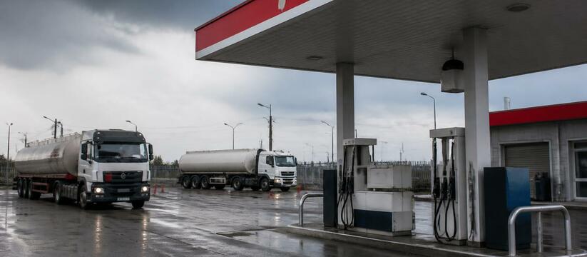 Власти Поморья пообещали сбить бензиновый ажиотаж и ускорить поставки топлива Власти Архангельской области пообещали ускорить...