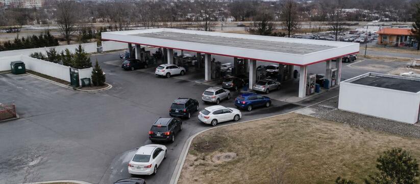 В Архангельской области топливный кризис: 29 АЗС закрыты, введены лимиты В Архангельской области из-за проблем с поставк...