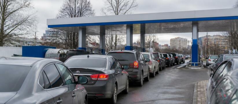 Топливный дефицит разогнал цены на бензин в Архангельской области выше инфляции В Архангельскую область направляют почти 100 ци...