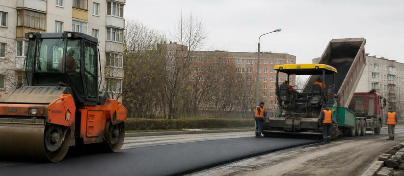 Чиновники архгорадмина проверили ремонт улицы С...