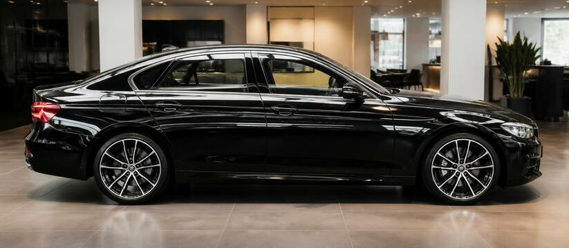 Hyundai Grandeur с гибридом появился у российских дилеров за 6,9 млн рублей Российские дилеры начали продавать флагманский ...