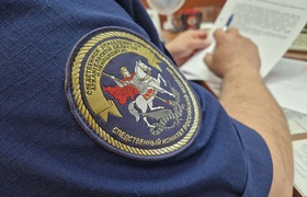 В Архангельске работник центра тестирования под...