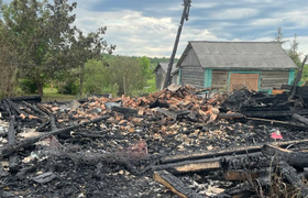 В Архангельской области сгорел деревянный дом: погибли 2 женщины