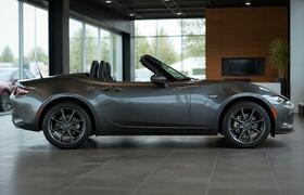 Mazda обновила родстер MX-5: тише рычит, но мен...