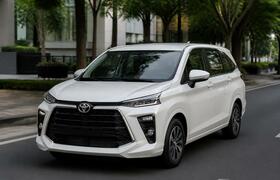 Новые семиместные Toyota Veloz появились в Росс...