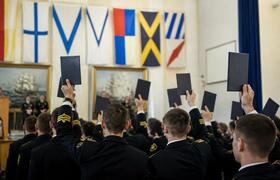 Дипломы получили 64 выпускника Арктического мор...