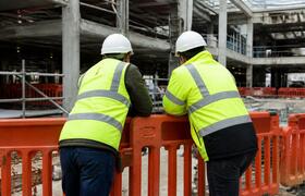 На стройке в Архангельске травмировался рабочий