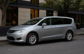 Семиместный Honda Stepwgn появился в РФ от 1,6 ...