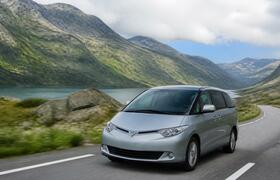 Toyota может вернуть Estima: не Alphard, а мини...