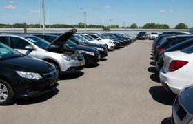 Продажи подержанных авто в РФ растут: Lada снов...