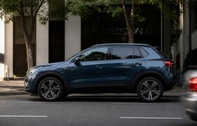 Дешевле Lada Granta: цена и комплектации Kia KX...