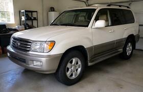 В Абакане продают Land Cruiser 2004 года с проб...