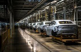 Пошлины Трампа могут остановить заводы Toyota и...