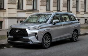 Toyota Veloz 2026 появился в России: цена от 2,...
