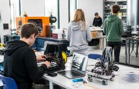 Школьников Архангельской области научат работат...