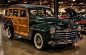 На аукцион выставили Ford Super Deluxe Station ...