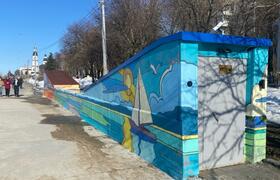 В Архангельске на набережной открылся обществен...